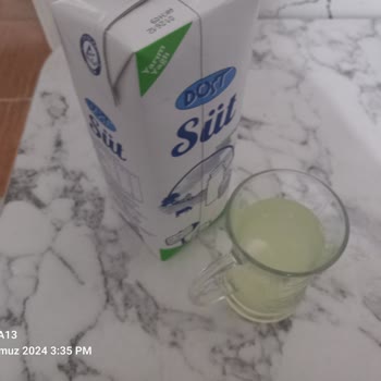 Dost Süt Süt Kesik Kesik Çıktı Bozukmuş