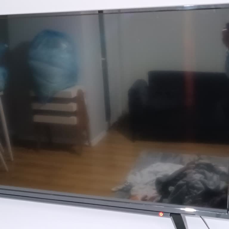 Toshiba 50UA2363DT Fernseher und wiederholte Mainboard-Probleme nach Reparatur, Hilfe benötigt