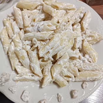 Makarbox Tavuklu Zannedersin Gelen Ürünün Görseli İle Alakası Yoktu!