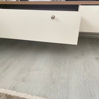 Kelebek Mobilya Baza Ve TV Ünitesi Sıkıntısı