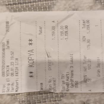 Adidas Ürünün Arkasında Durmuyor!