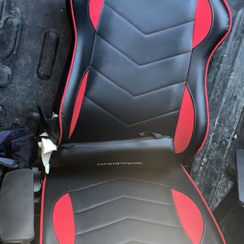 Media Markt Yatabilen, Ama Çat Diye Kırılan Oyuncu Koltuğu