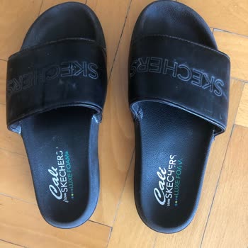 Skechers Terliğin Sıcak Havada Küçülmesi