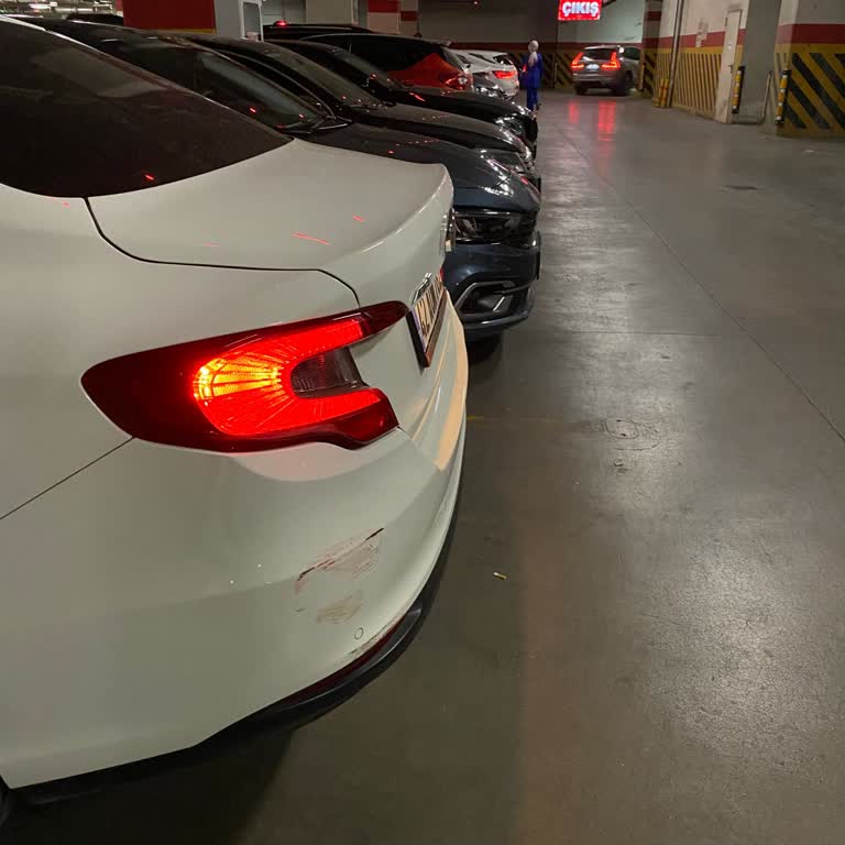 Konya Kent Plaza AVM Kentplaza Kapalı Otopark Kaza