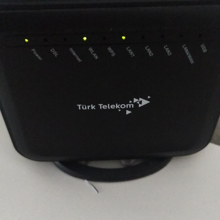 Türk Telekom İnternet Kesintisi: 4 Gündür Mağduriyet Yaşıyoruz
