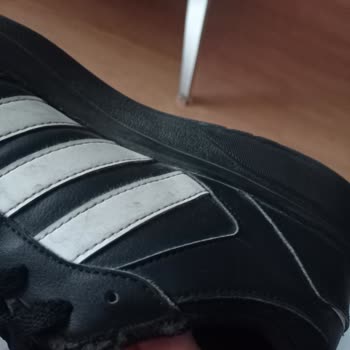 Adidas Ayakkabı Şikayet Var