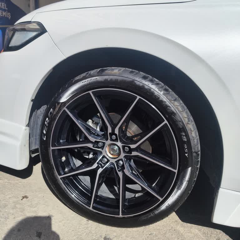 Arıcıoğlu Otomotiv Black Diamond Göbek Kapağı