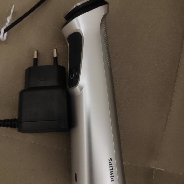 PHILIPS Ev Aletleri Philips Tıraş Makinesi Birden Bozuldu