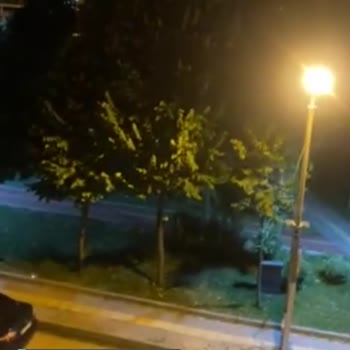 Sincan Belediyesi Işık Ve Lambaları Yanlış Dönüyor