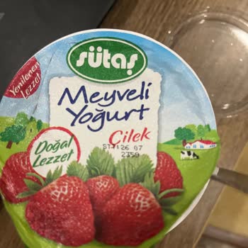 Küflü Sütaş Meyveli Yoğurt