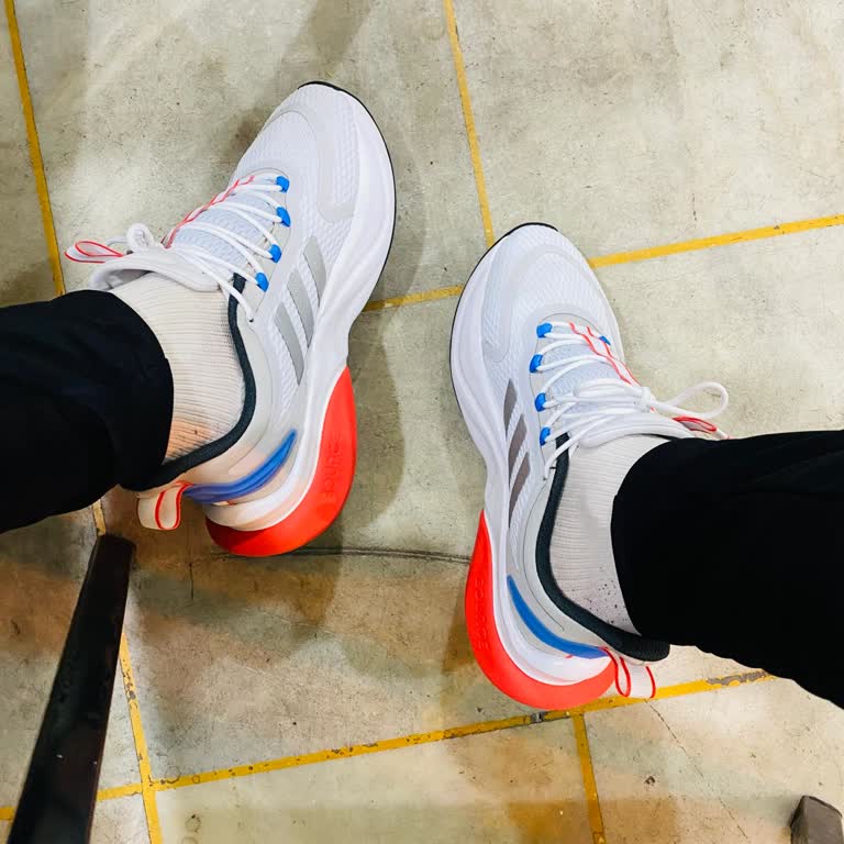 adidas Aldığım Ürün Çok Kötü