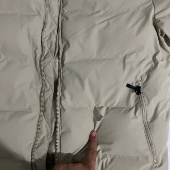 Pull & Bear Yırtık- 2. El Ürün Satışı Yapıyor