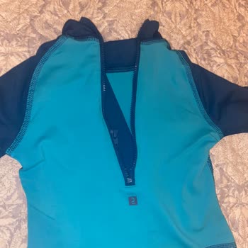 Decathlon Çocuk Mayosu İlk Kullanımda Fermuarı Koptu