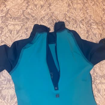 Decathlon Çocuk Mayosu İlk Kullanımda Fermuarı Koptu