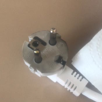 Koçtaş'ın Sattığı Rı-tech Marka 3 Lü Priz Patladı Yandı