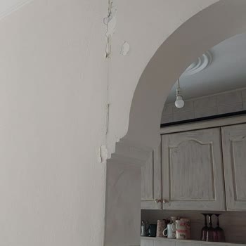 Kablo Net TÜRKSAT Fiber Kabloyu Evin Ortasına Atıp Gitti