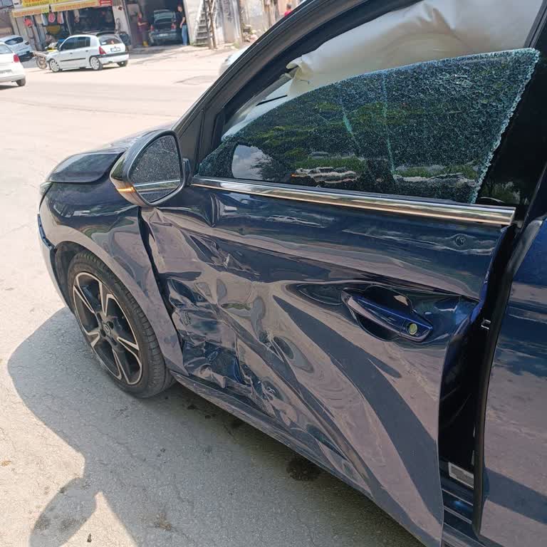 Onatça Adana'da Otomobil Onarım Gecikmesi
