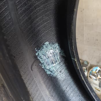 Chery Sıfır Araçta Patlak Lastik Sorunu: Acil Çözüm Bekliyorum!