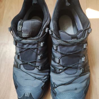 Salomon Ayakkabı 1 Ayda Yırtıldı