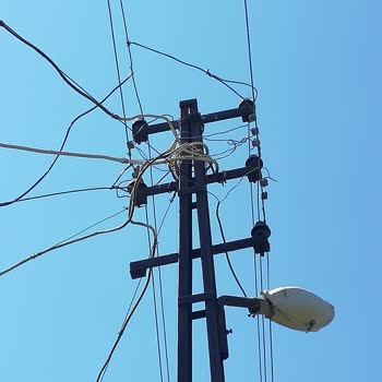 Uludağ Elektrik Dağıtım Kopan Elektrik Teli