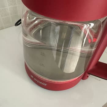 Arçelik Çaycı CM6964 Patlayacak Gibi Çalışıyor Yerinden Oynuyor