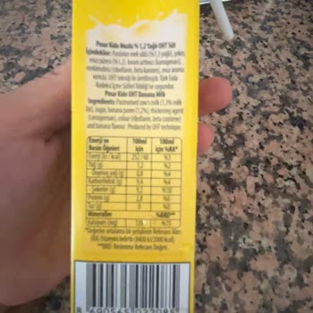 A101 Market Zincirinde Satılan Bozuk Süt Şikayeti