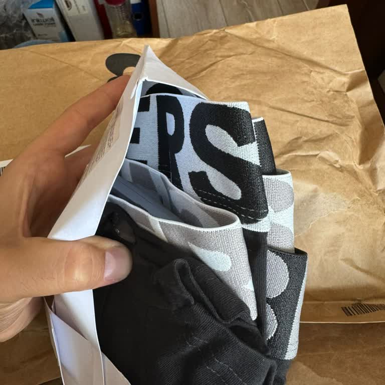 Bershka Sipariş Üzerinde Alarm İle Gelmiş Sökülmüyor