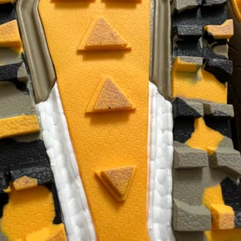 Özdilekteyim.com Kullanılmış Ve Teşhir Ürünü Gönderdi