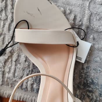 Zara Eksik Ve Boyalı Ürün Gönderimi!