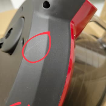 Trendyol Fakir Aracılığı İle Çizikli İkinci El Süpürge Gönderiyor...