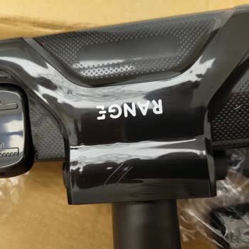 Trendyol Fakir Aracılığı İle Çizikli İkinci El Süpürge Gönderiyor...