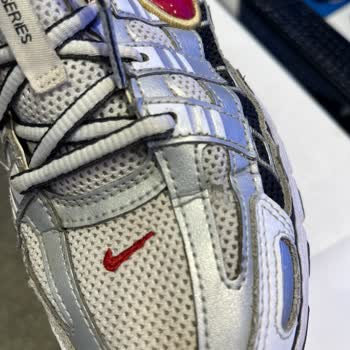 Sneaks Up 4 Aylık Az Kullanılmış Ayakkabıda İnanılmaz Derecede Deforme Var