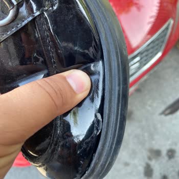 BTM Moda 212 AVM BTM Mağazası Ayakkabı Soyulması Ve Taban Ayrılması