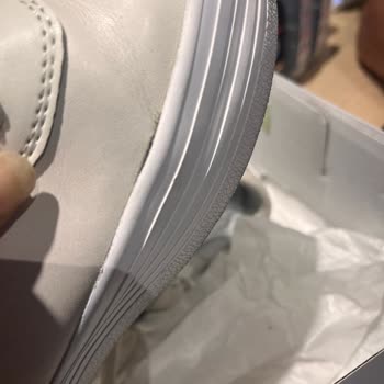 Calvin Klein Marka Ayakkabı 6.7 Giyilmede Açıldı