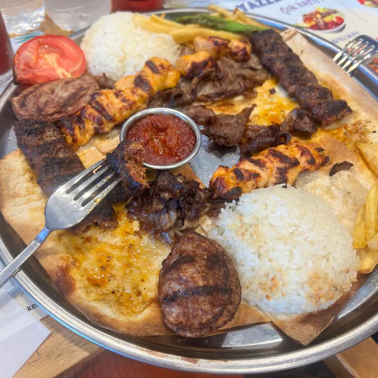 Bursa Kebap Evi Ben Hayatımda Böyle Bir Kötü Yemek Yemedim