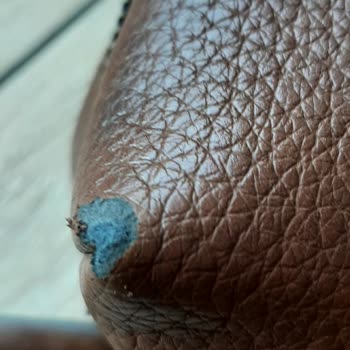 Derimod Çanta Deri Soyuluyor Kalitesiz