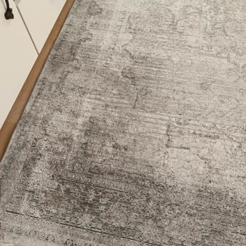 Elif Halı Yıkama (Bağcılar) Halımı Lekeli Teslim Etti!