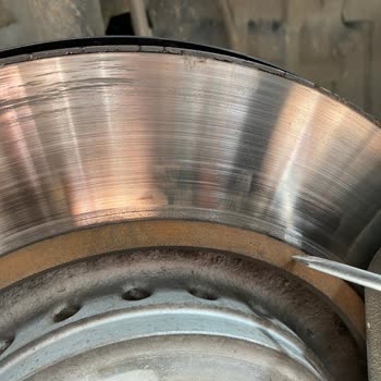 Nissan Qashqai Ön Disklerde Kesilmeyen Ses