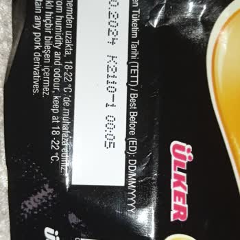 Ülker Caramio Bitter Çikolatanın İçi Beyaz Çıktı