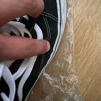 Sneaks Up Sattığı Ürünün Arkasında Durmuyor