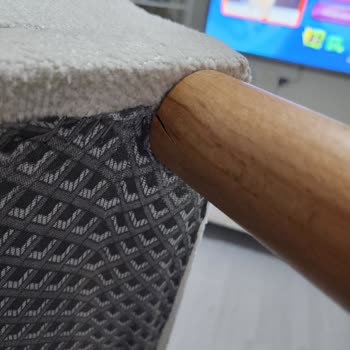 Sandi Mobilyam (İnegöl) Kalitesiz Kırık, Yamuk Süngeri Koltuk Takımı!