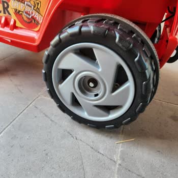 Pilsan Ranger 12v Akülü Araba Dökülüyor Ve Garanti Süreci Çözümsüz