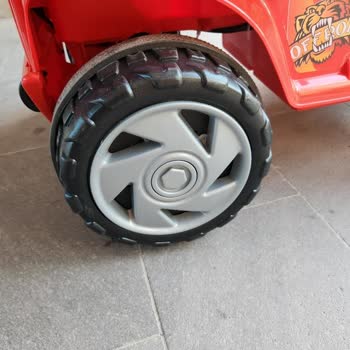 Pilsan Ranger 12v Akülü Araba Dökülüyor Ve Garanti Süreci Çözümsüz