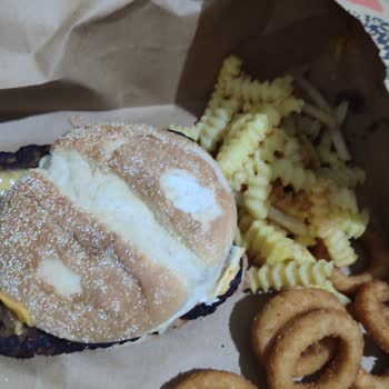 Burger King Kömür Gibi Hamburger