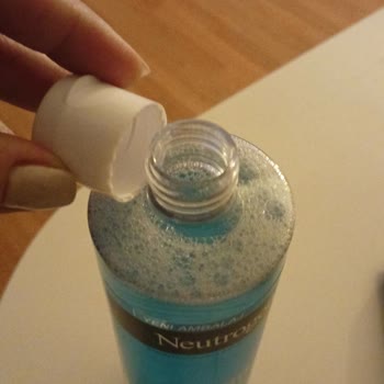 Neutrogena Hijyen Yok Kapağı Açıp Direk Kullan Daha Bugün Haberlerde Bu Markanın