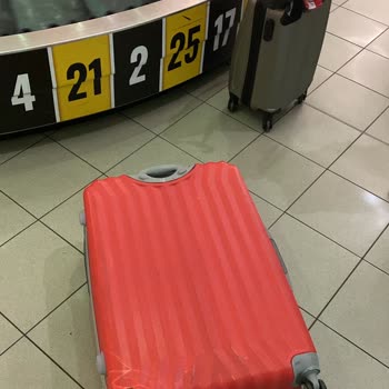 THY İle Yaptığım Uçuşlarda Valiz Hasarı Ve İlgisizlik