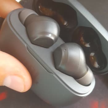 JBL Wave 200tws Kulaklığın Sağ Kulaklığı Çalışmıyor.