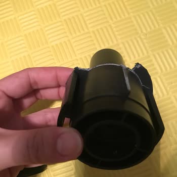 Sinbo Vantilatör Dayanıksız Plastik Ayak Kırık