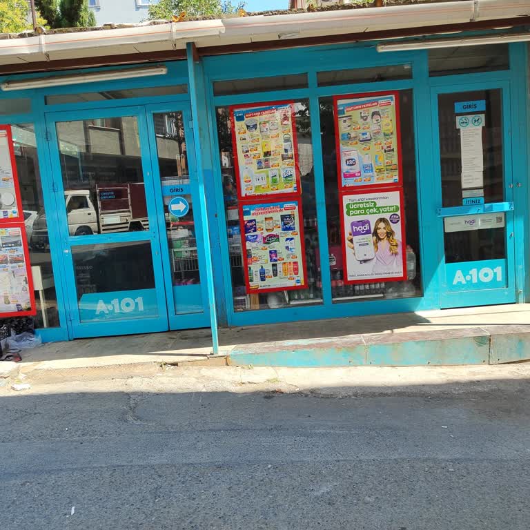 A101 Saati Gelmesine Rağmen Elektrik Yok Diyor Ve Marketi Açmıyor