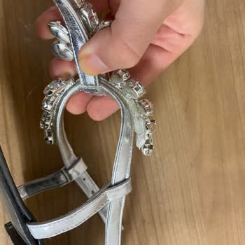 Nişantaşı Shoes Kalitesiz Ürün Ve Hiçbir Şekilde Telafi Etmiyorlar